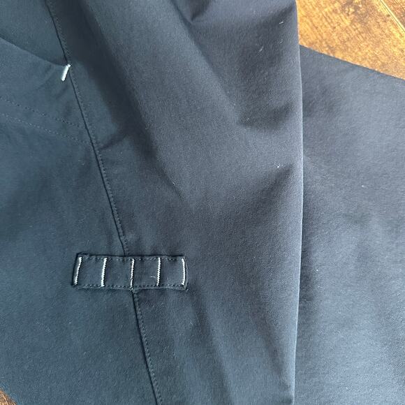 Under Armour Golf Pants 12 Womens Black Crop Straight Leg Hike Water Resistant - Picture 7 of 13